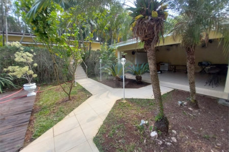 Chácara à venda ou para alugar com 3 quartos, sendo 1 suíte, em Chácaras Polozzi, Louveira, SP