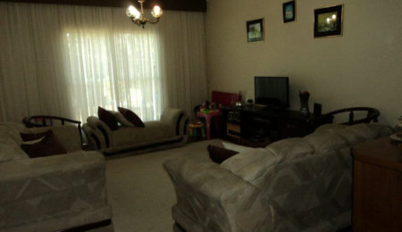 Casa à venda com 3 quartos, sendo 1 suíte,  em Jardim Cláudia, São Paulo, SP