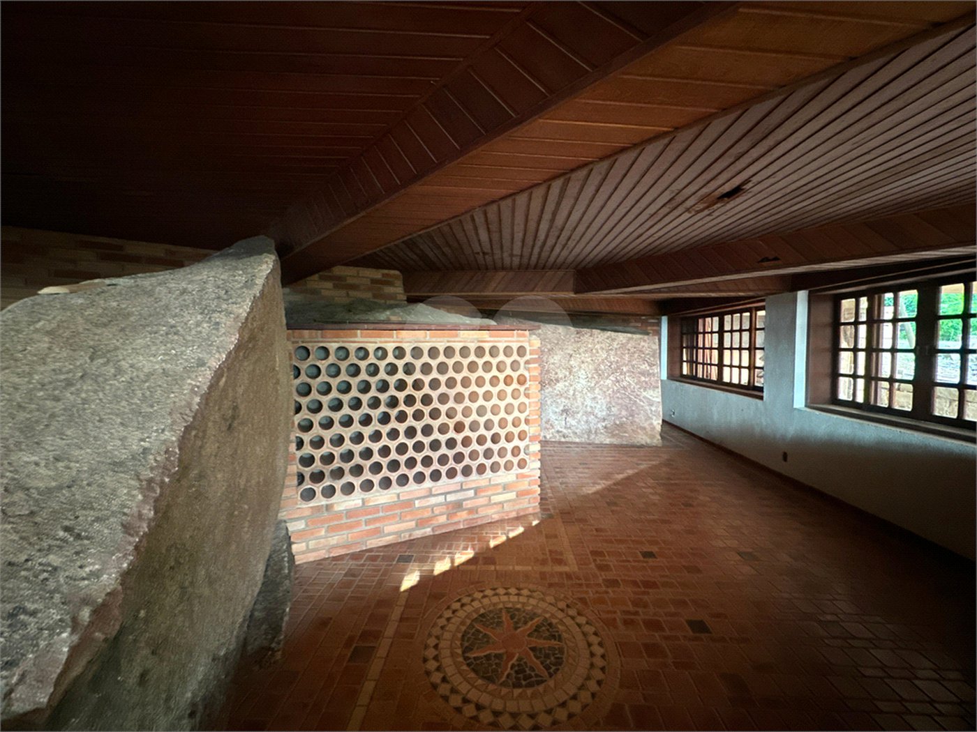 Casa à venda com 14 quartos, sendo 10 suítes, em Observatório, Vinhedo, SP