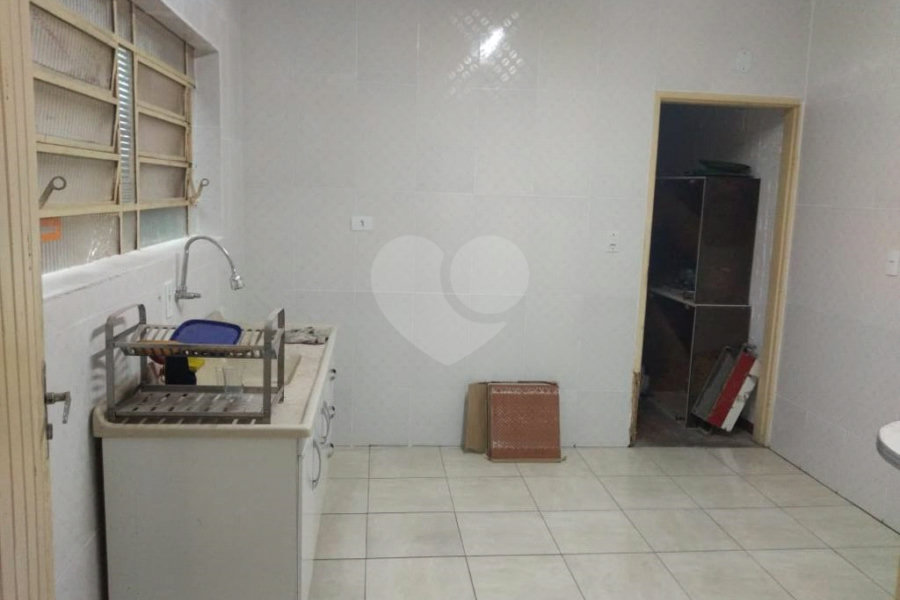 Sobrado à venda com 3 quartos em Jardim Peri, São Paulo, SP