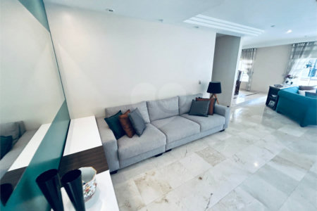 Casa à venda com 8 quartos, sendo 7 suítes, em Barra da Tijuca, Rio de Janeiro, RJ