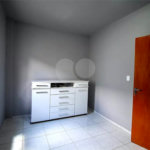 Casa à venda com 2 quartos no condomínio Karolyne, Votorantim - SP