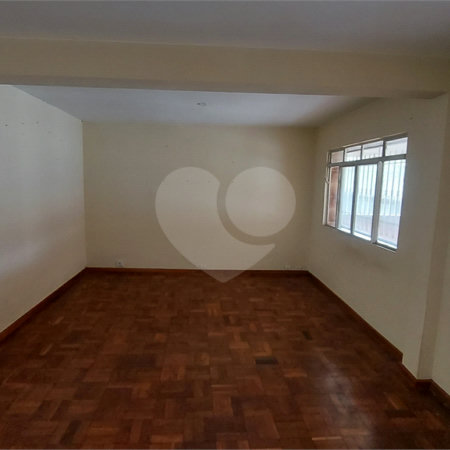 Sobrado à venda com 4 quartos, sendo 1 suíte,  em Vila Guarani (z Sul), São Paulo, SP