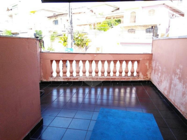 Sobrado à venda com 3 quartos em Jardim Peri, São Paulo, SP