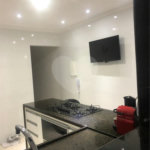 Casa à venda com 3 quartos, sendo 1 suíte, no condomínio Residencial Sabará, São Paulo - SP