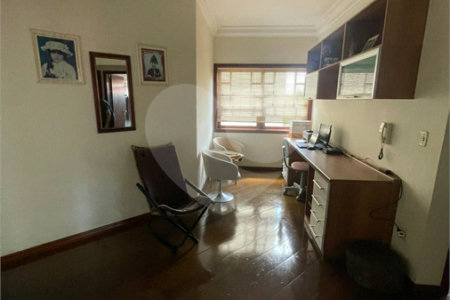 Sobrado à venda com 3 quartos, sendo 1 suíte, em Jardim Regina, Indaiatuba, SP