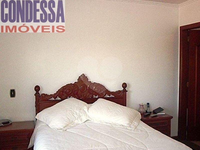 Sobrado à venda com 5 quartos, sendo 2 suítes, em Horto Florestal, São Paulo, SP
