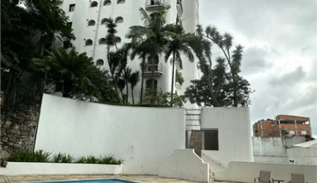 Apartamento à venda com 3 quartos, sendo 1 suíte,  em Vila Andrade, São Paulo, SP
