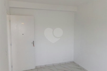 Apartamento à venda com 2 quartos em Jardim Arco-íris, Cotia, SP