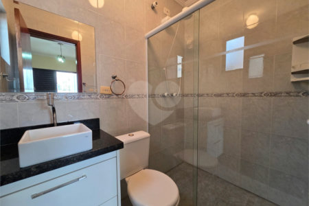 Casa à venda com 2 suítes no condomínio Residencial Santana, São Paulo - SP