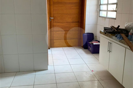 Prédio à venda em Tremembé, São Paulo, SP