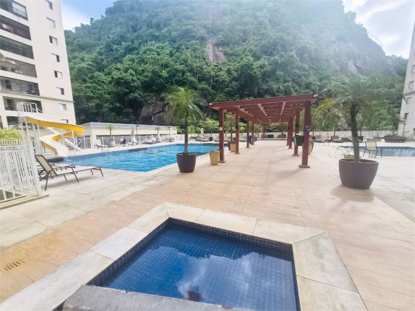 Apartamento com 2 dormitórios à venda, 84 m² por R$ 825.000,00 - Marapé - Santos/SP