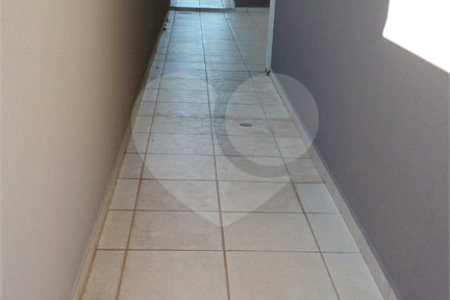 Casa à venda com 3 suítes no condomínio Picollo, Louveira - SP