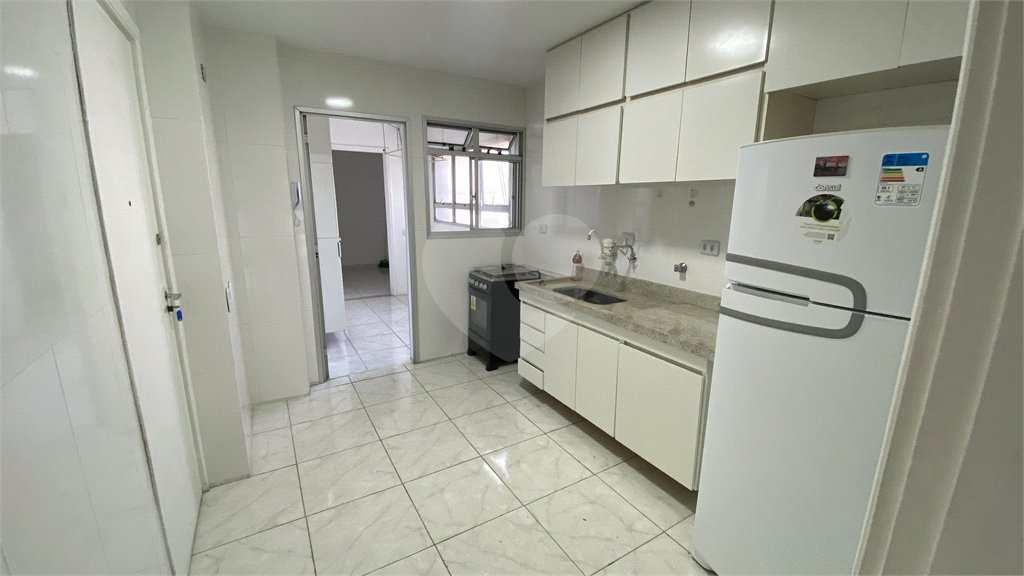 Apartamento à venda com 3 quartos, sendo 1 suíte, em Campo Belo, São Paulo, SP