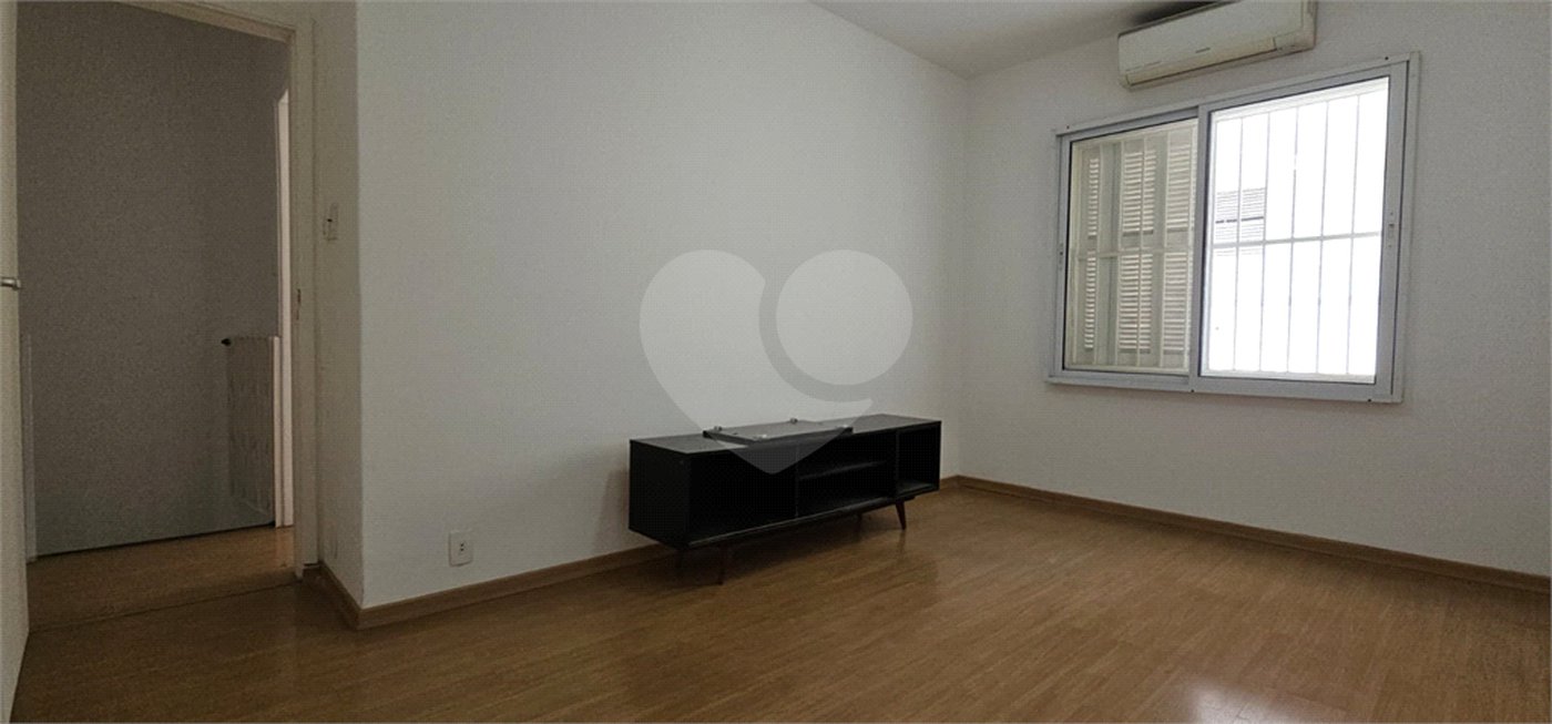 Casa de Vila à venda com 3 quartos, sendo 1 suíte, em Itaim Bibi, São Paulo, SP