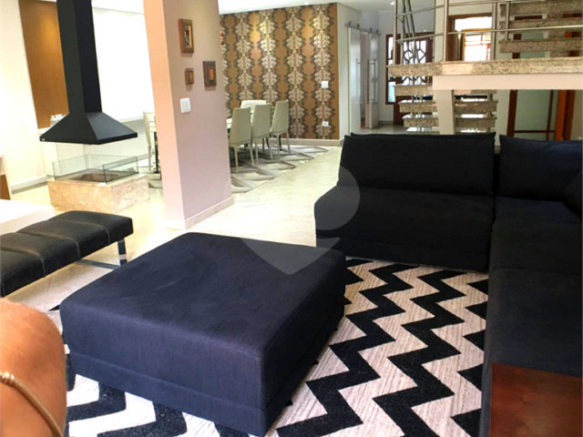 Sobrado à venda com 4 quartos, sendo 3 suítes,  em Horto Florestal, São Paulo, SP