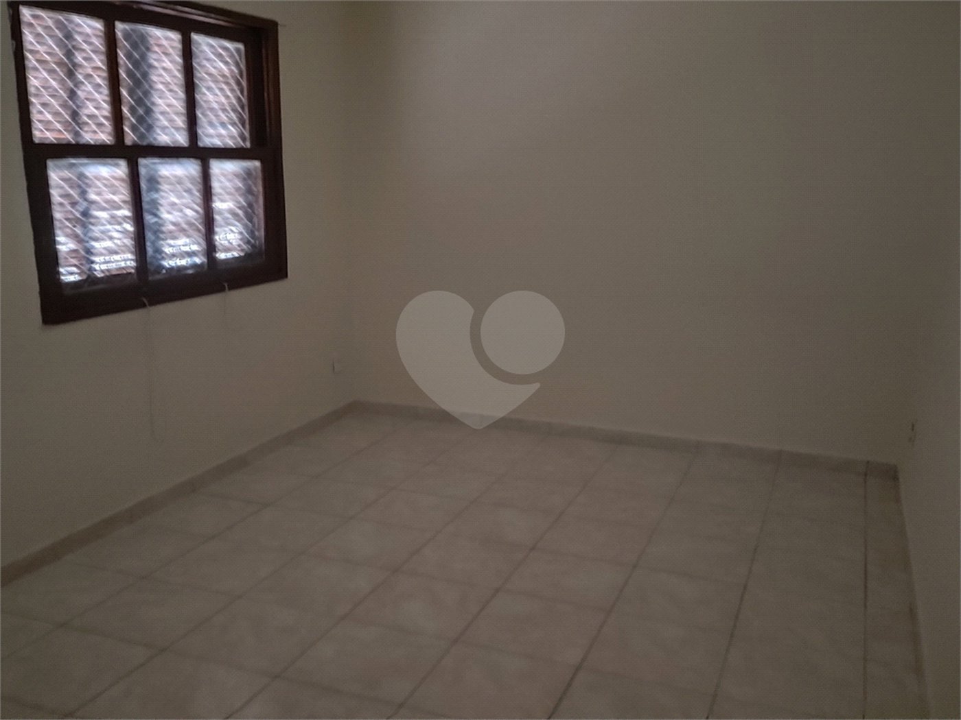 Sobrado para alugar com 3 quartos, sendo 1 suíte, em Jardim Valença, Indaiatuba, SP