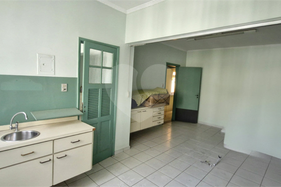 Casa à venda com 6 quartos, sendo 1 suíte, no Brasilândia, São Paulo, SP