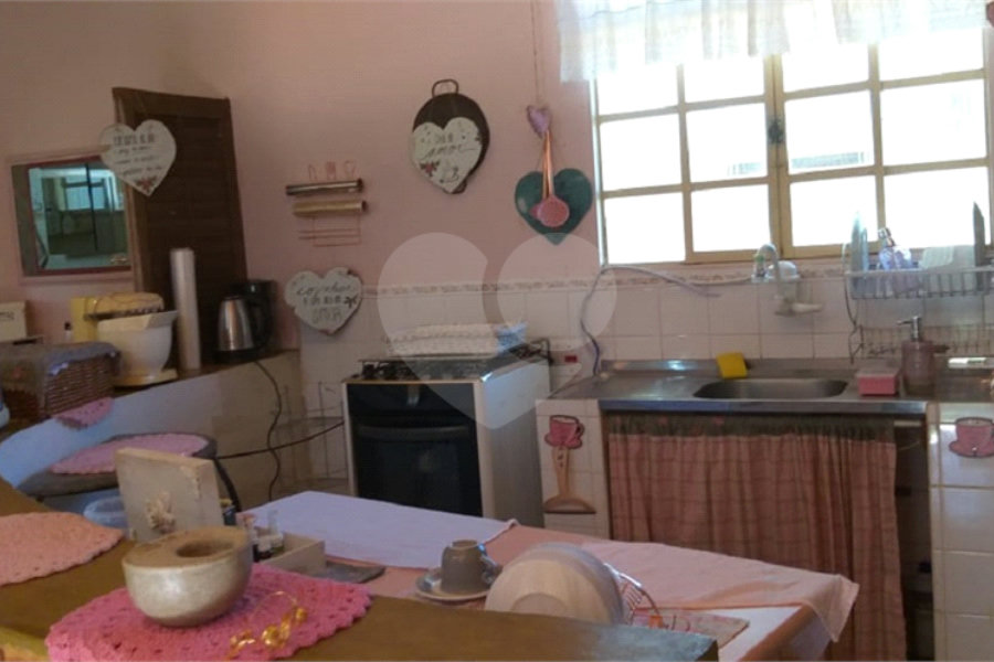 Casa Térrea à venda com 2 quartos em Chácara Real (caucaia do Alto), Cotia, SP