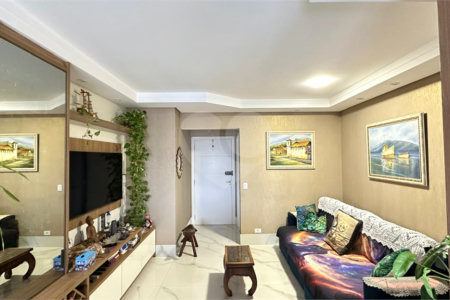 Apartamento à venda com 3 quartos, sendo 1 suíte, em Vila Santa Teresa, Santo André, SP