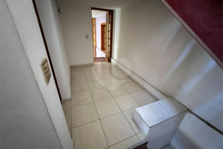 Casa à venda com 3 quartos, sendo 1 suíte, em Vila Vianelo, Jundiaí, SP