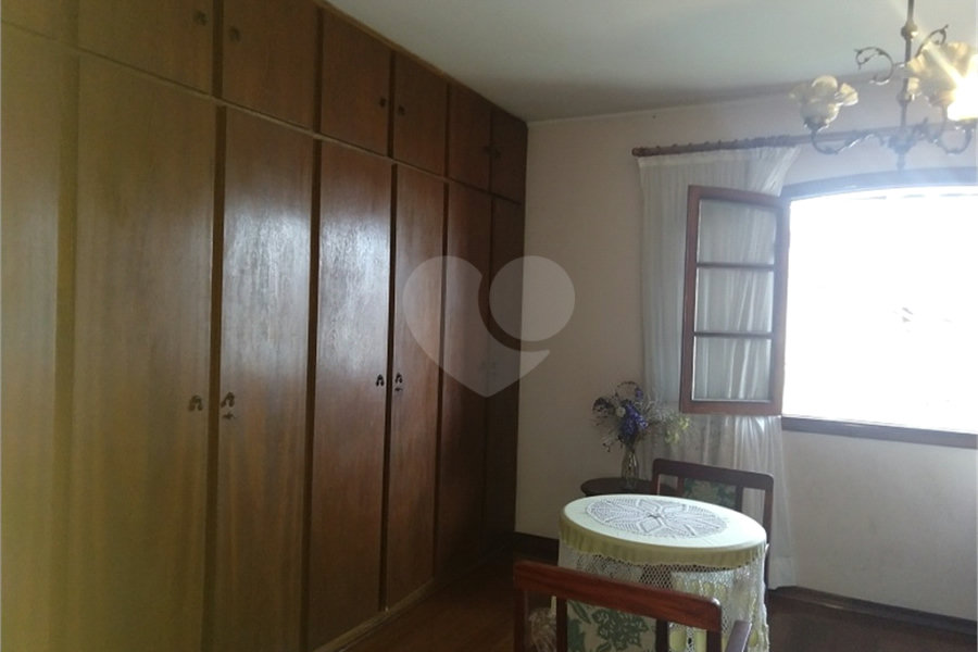 Sobrado à venda com 3 quartos em Tremembé, São Paulo, SP