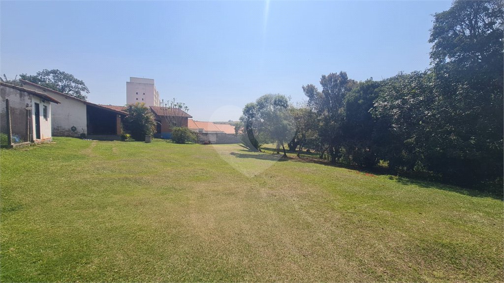 Chácara à venda com 3 quartos, sendo 1 suíte, em Vila Reis, Itapetininga, SP