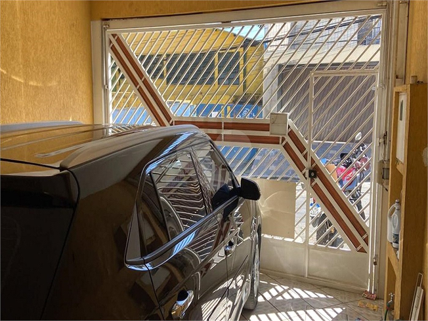 Sobrado à venda com 4 quartos, sendo 1 suíte, em São Miguel Paulista, São Paulo, SP