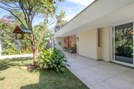 Casa à venda com 4 suítes em Interlagos, São Paulo, SP