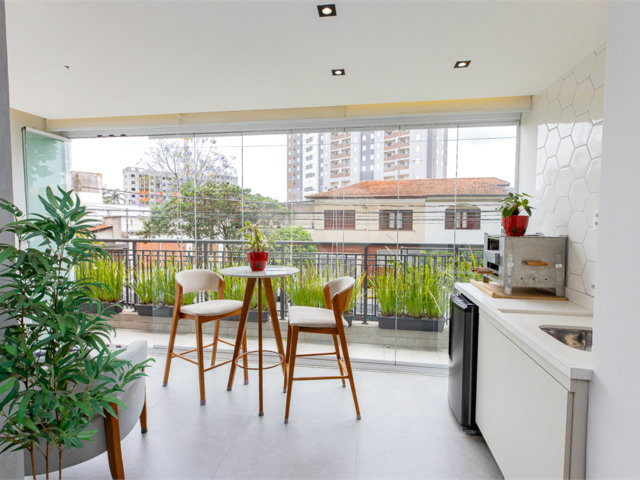 Apartamento à venda com 3 quartos, sendo 1 suíte,  em Alto da Boa Vista, São Paulo, SP