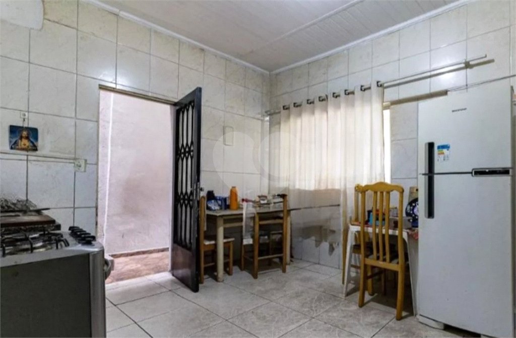 Casa à venda com 5 quartos em Sítio Caraguata, São Paulo, SP