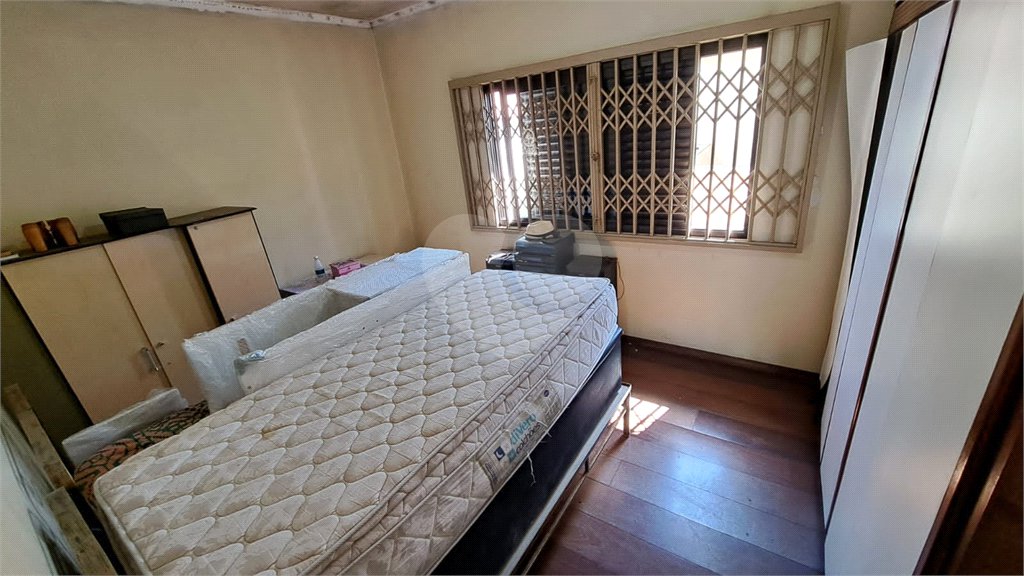 Sobrado à venda com 5 quartos, sendo 1 suíte, em Tremembé, São Paulo, SP