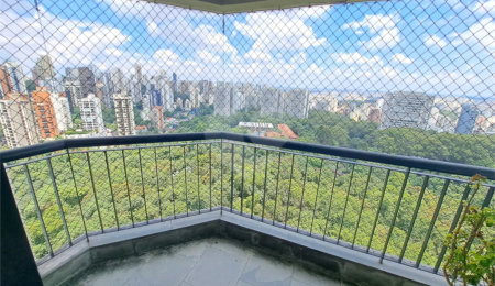 Apartamento à venda com 3 suítes em Vila Suzana, São Paulo, SP