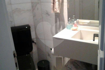 Apartamento à venda com 3 suítes em Santa Teresinha, São Paulo, SP