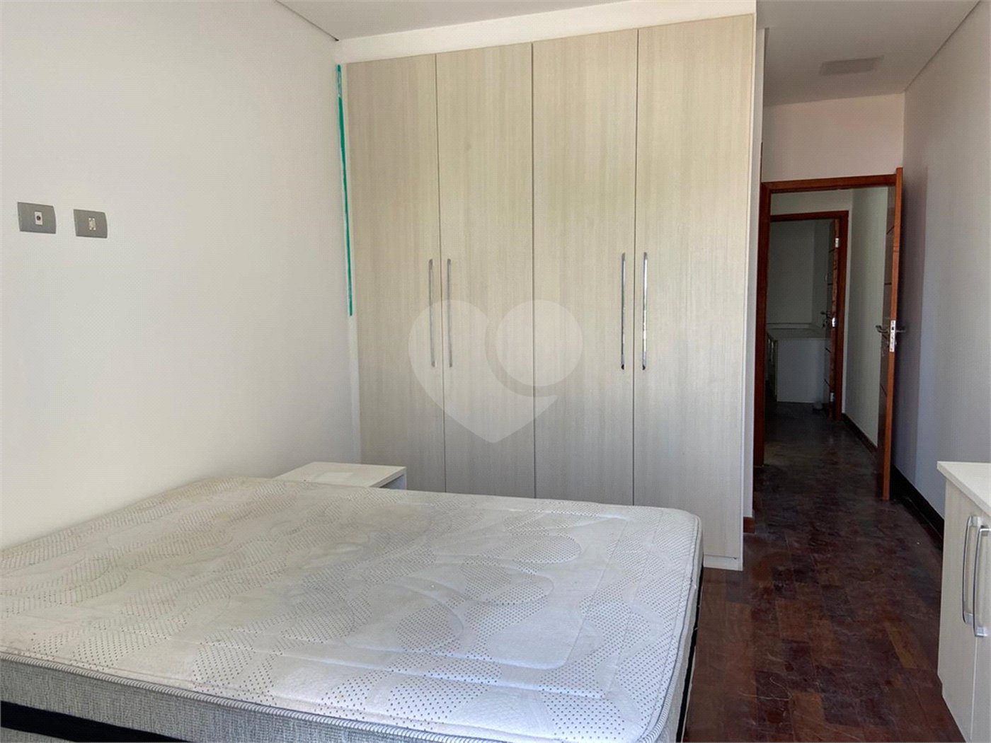 Casa para alugar com 3 quartos, sendo 2 suítes, em Vila Carrão, São Paulo, SP