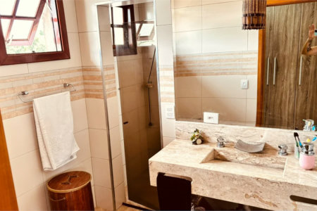 Sobrado à venda com 3 quartos, sendo 1 suíte, em Chácara Recanto Verde, Cotia, SP