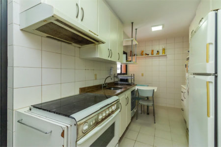Apartamento à venda com 4 quartos, sendo 3 suítes, em Alto da Lapa, São Paulo, SP