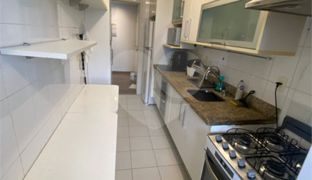 Apartamento à venda com 3 quartos, sendo 1 suíte,  em Água Branca, São Paulo, SP