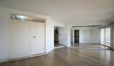 Apartamento à venda com 3 suítes em Vila Suzana, São Paulo, SP
