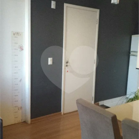 Apartamento 3 dormitórios Cond. Laranjeiras.