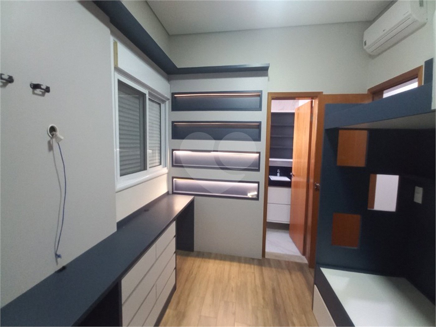 Casa à venda com 3 suítes no condomínio Piemonte, Indaiatuba - SP