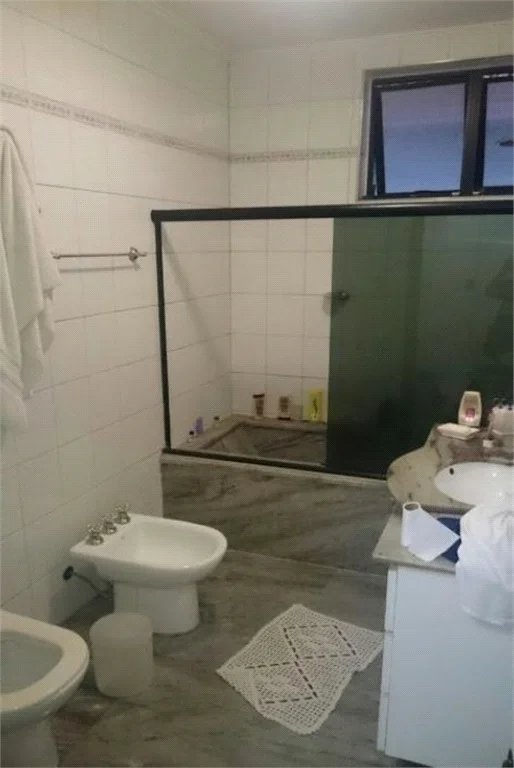 Sobrado à venda com 5 quartos, sendo 2 suítes, em Brooklin Paulista, São Paulo, SP
