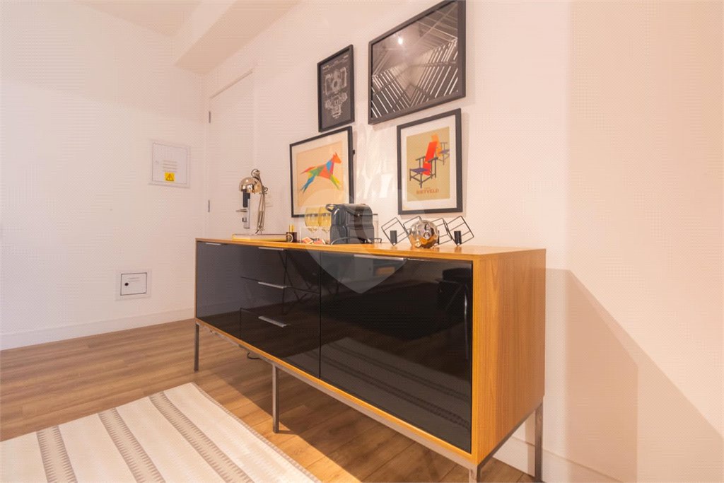 Apartamento à venda com 2 quartos, sendo 1 suíte,  em Vila Gertrudes, São Paulo, SP