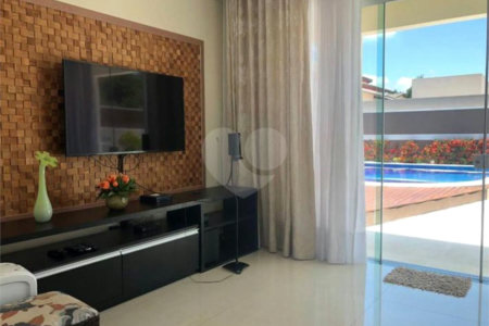 Casa à venda com 4 quartos, sendo 2 suítes, no condomínio Terras de São Francisco, Vinhedo - SP