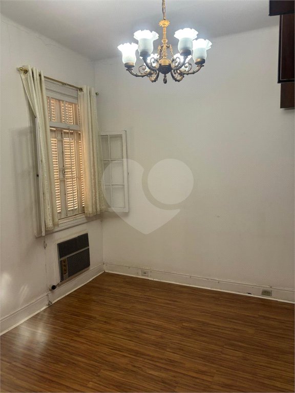 Casa a Venda no Charmoso Bairro do Belém com 300 m2 e Excelente Localização no charmoso bairro do Belém