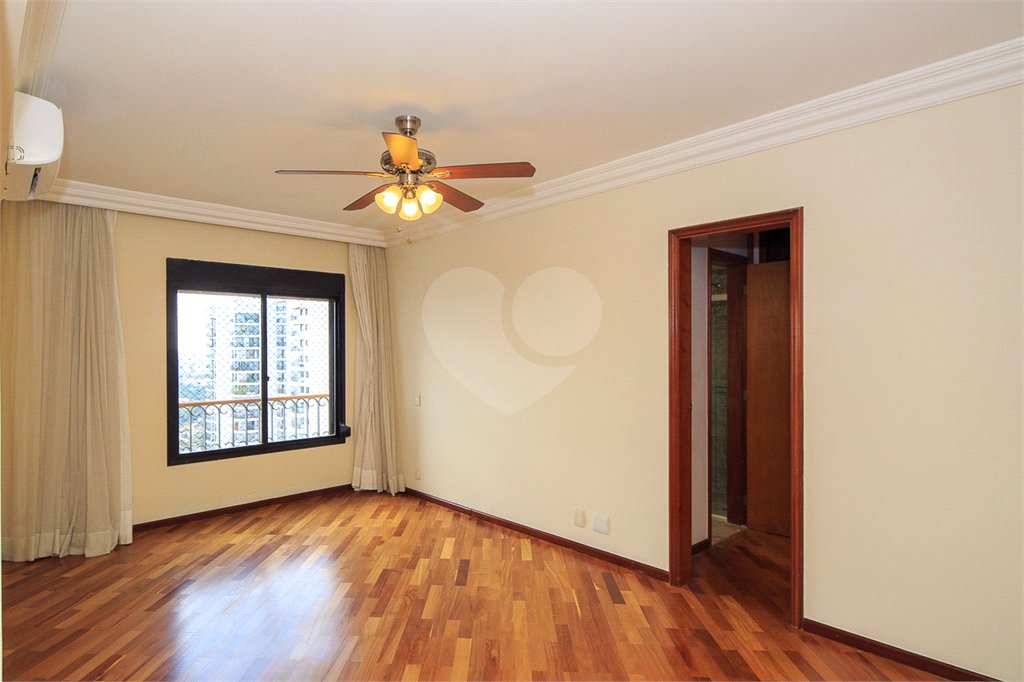 Cobertura à venda com 5 quartos, sendo 4 suítes, em Jardim Marajoara, São Paulo, SP