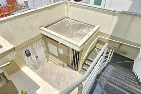 Casa à venda com 3 quartos, sendo 1 suíte, no condomínio Rafaela I, São Paulo - SP