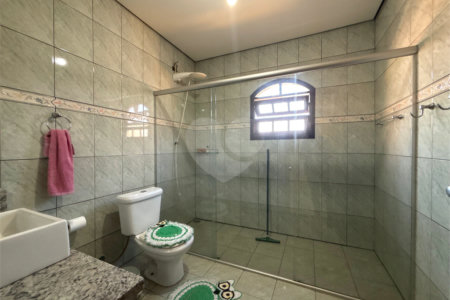 Casa à venda com 3 quartos, sendo 1 suíte, em Vila Galvão, Guarulhos, SP
