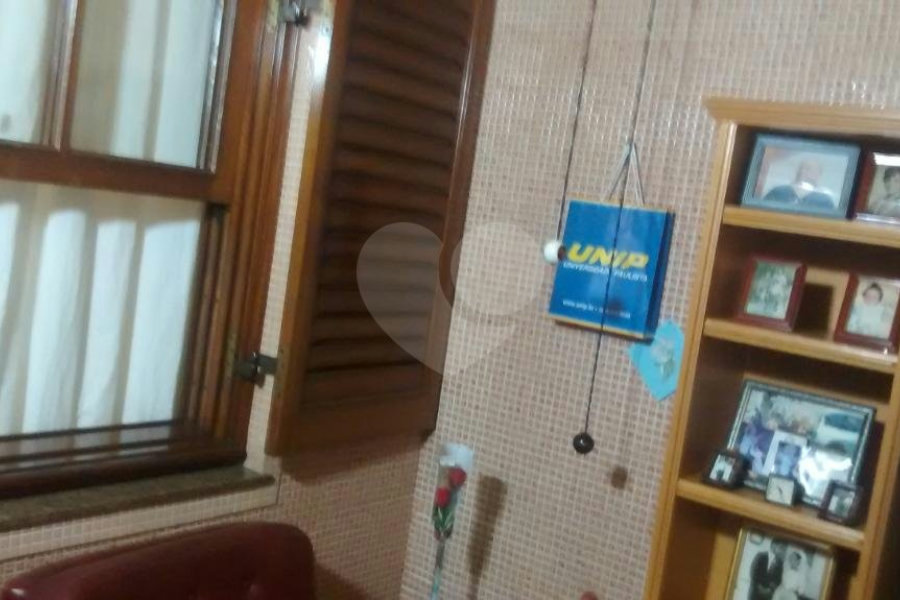 Casa à venda com 4 quartos, sendo 2 suítes,  em Vila Guilherme, São Paulo, SP