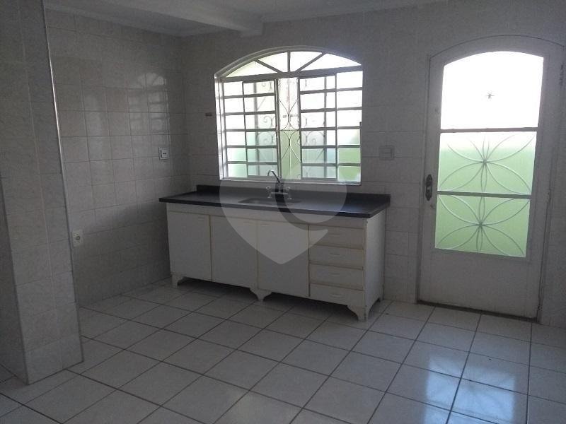 Casa à venda com 2 quartos, sendo 1 suíte, em Tremembé, São Paulo, SP